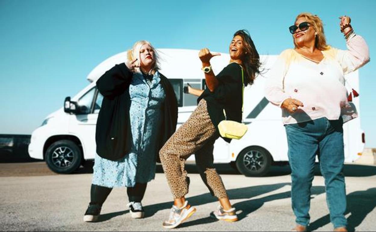 Esty Quesada, Nuria Roca y Carmina Barrios, en una imagen promocional de la próxima temporada de 'Road Trip'.