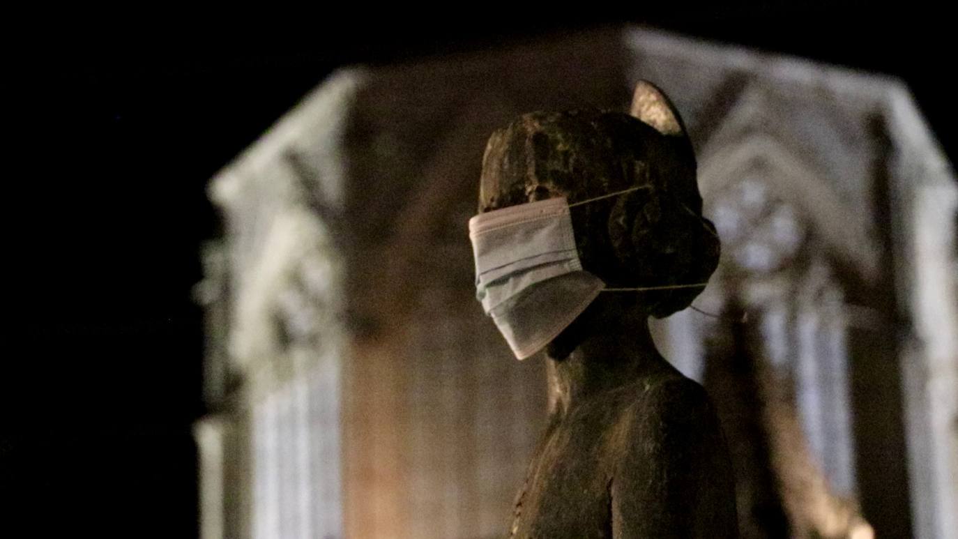 Mascarillas en las fuentes de Valencia