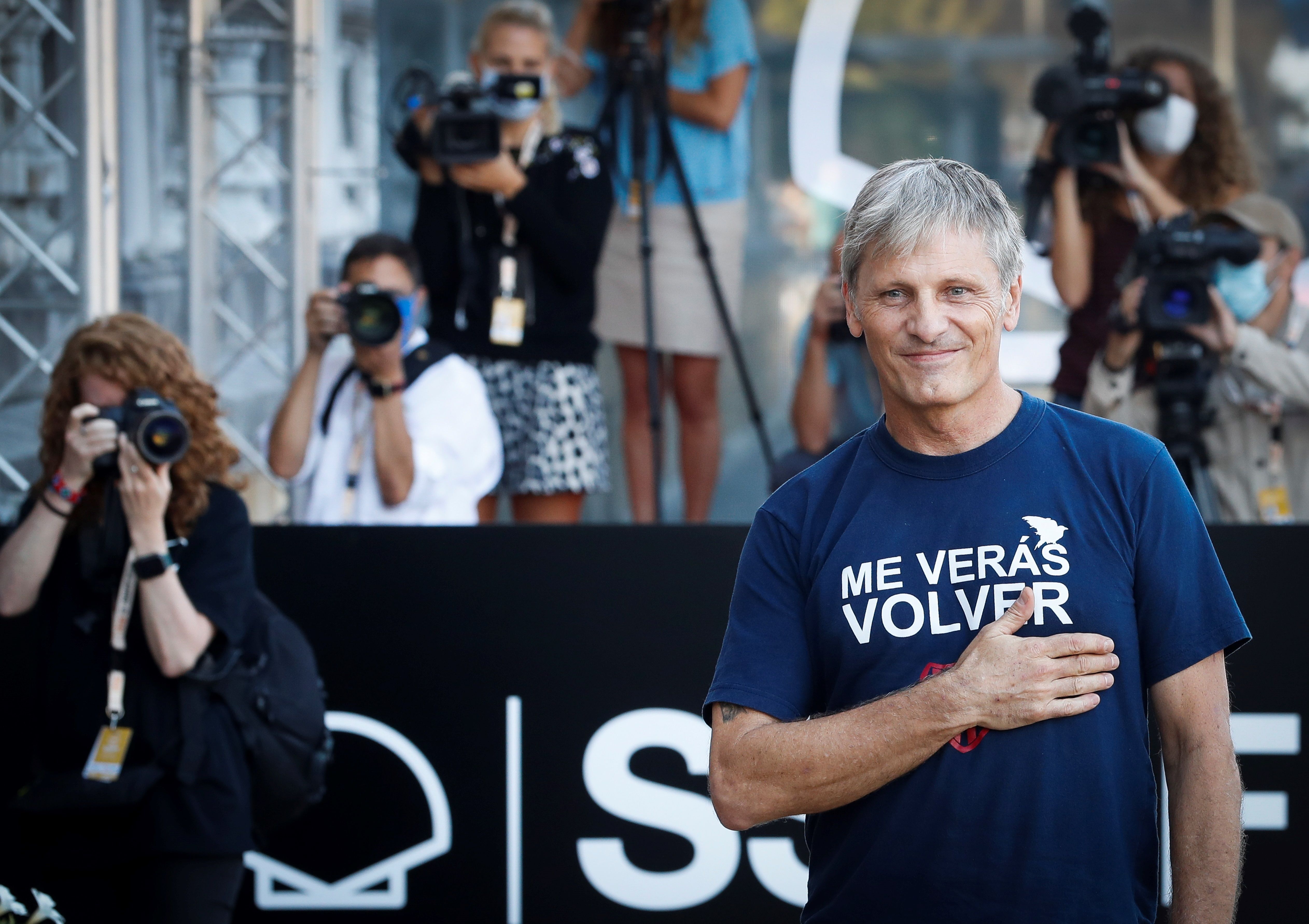 Viggo Mortensen llega al Festival Internacional de Cine de San Sebastián, donde recogerá el Premio Donostia