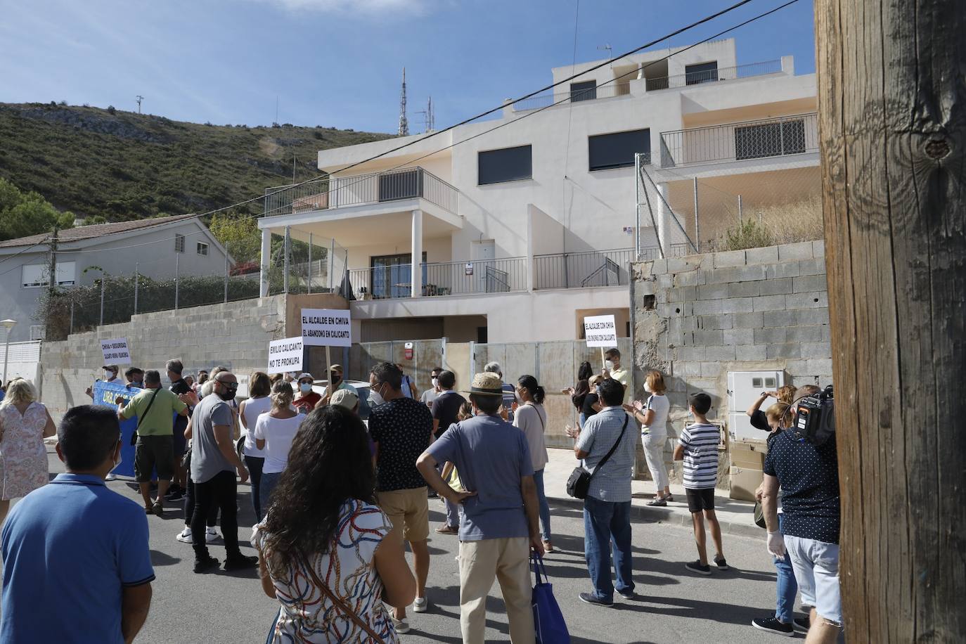 Manifestación en Calicanto contra los okupas