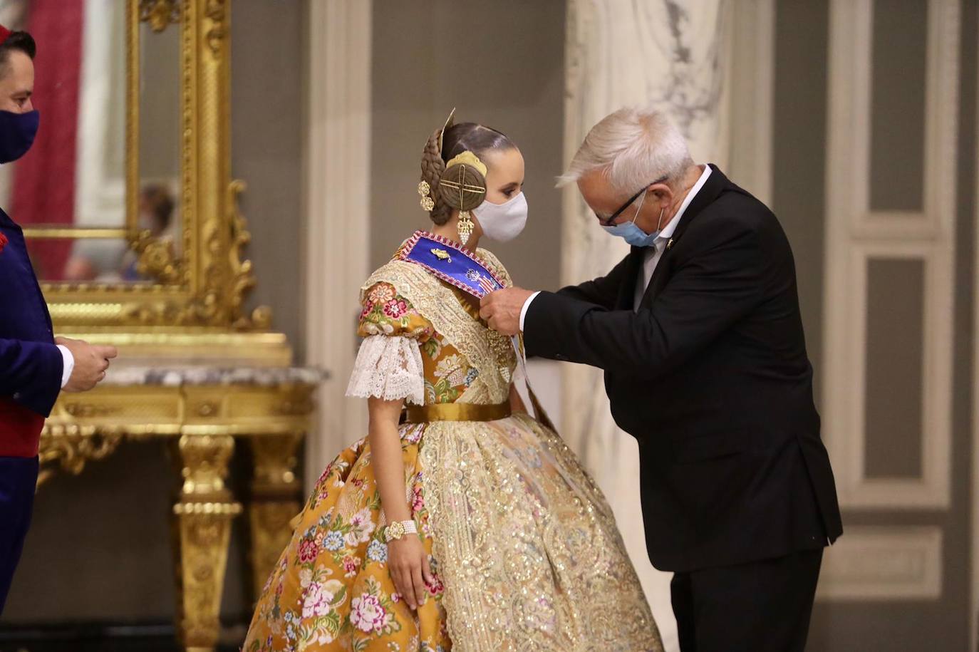 Carla García y Consuelo Llobell repiten en el cargo tras la llegada de la pandemia días antes de las fiestas falleras