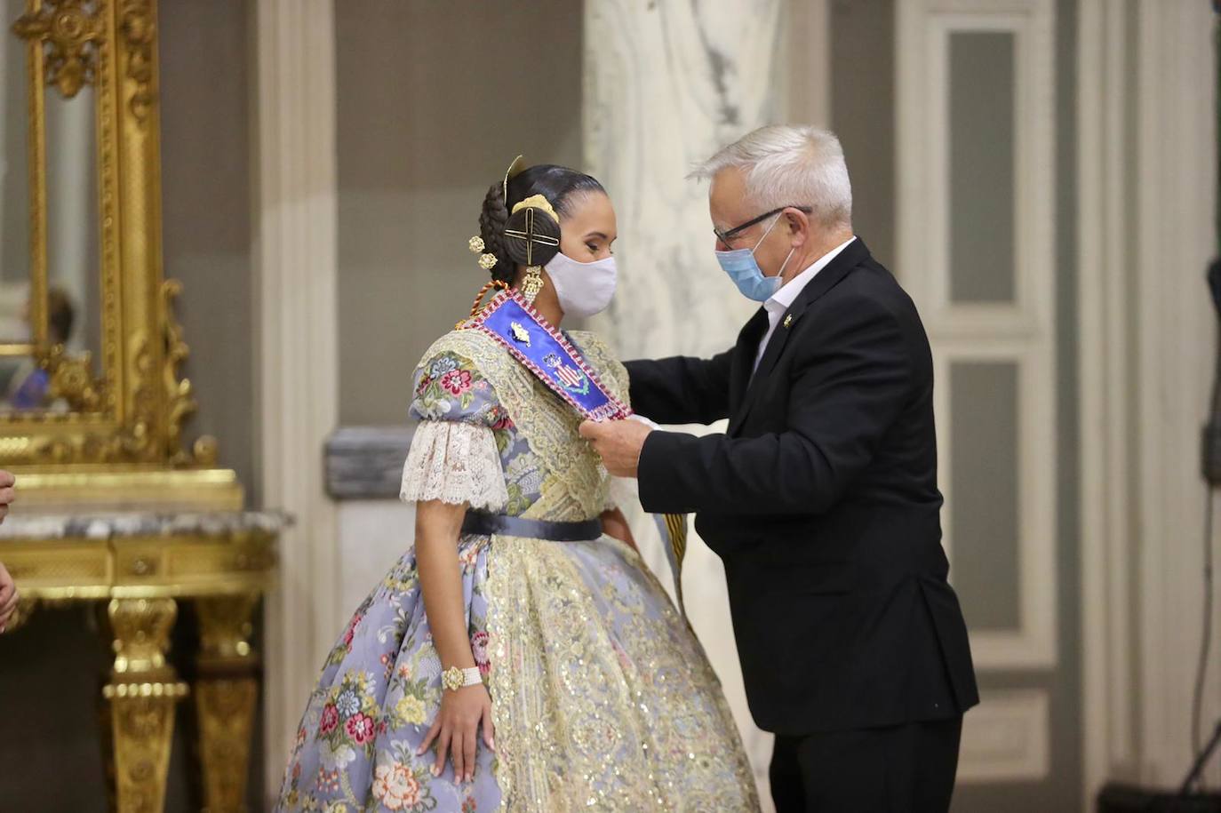 Carla García y Consuelo Llobell repiten en el cargo tras la llegada de la pandemia días antes de las fiestas falleras