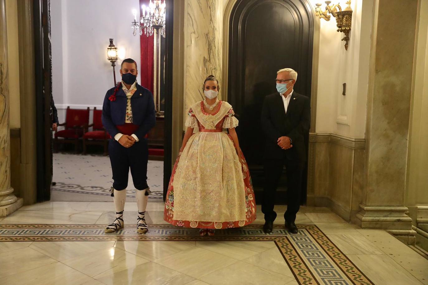 Carla García y Consuelo Llobell repiten en el cargo tras la llegada de la pandemia días antes de las fiestas falleras