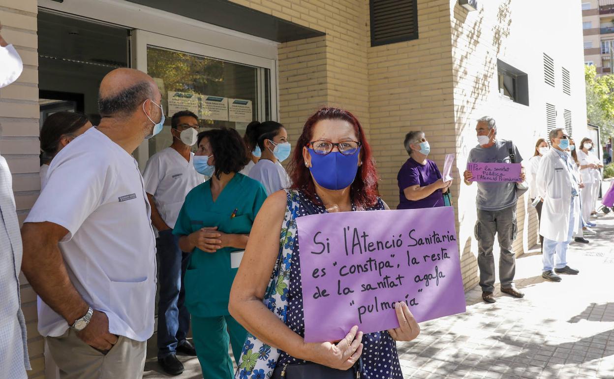 Protesta de los sanitarios de Atención Primaria en Valencia