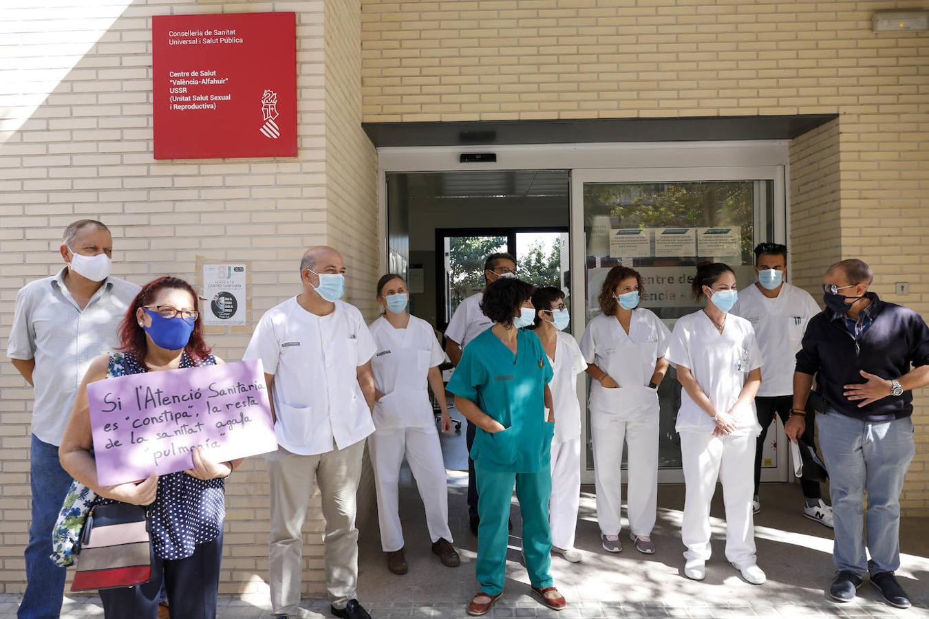 Los sanitarios valencianos claman por la falta de recursos para luchar contra el Covid-19 y la conselleria de Sanidad convoca una reunión de urgencia