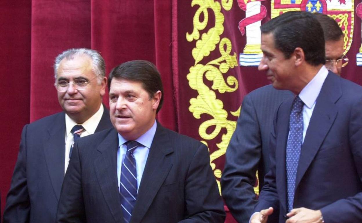 José Luis Olivas, junto al expresidente de Eduardo Zaplana.