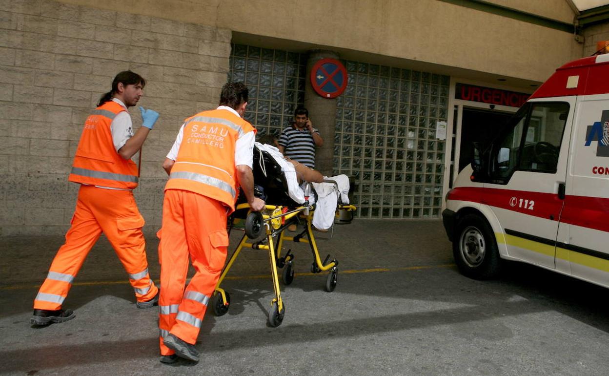 Imagen de la entrada a Urgencias del Hospital General de Alicante. 
