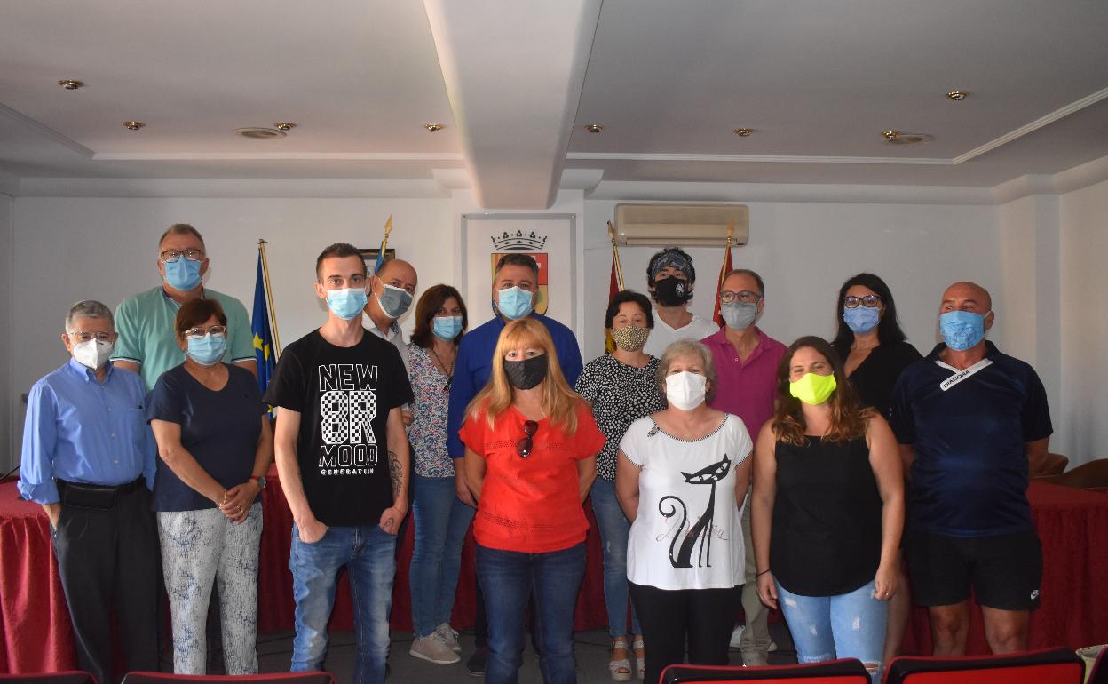 El Ayuntamiento de l'Alcúdia de Crespins incorpora a cinco personas a la brigada de limpieza