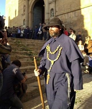 PEREGRINACIÓN DE USERAS. Esta fiesta de carácter religioso se celebra cada último viernes de abril. Los peregrinos viajan de Les Useres a San Juan de Peñagolosa.