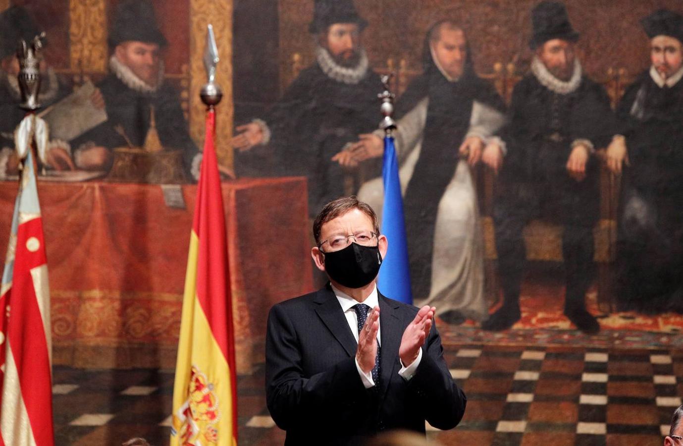 En un año marcado por la pandemia, la celebración del día grande de la Comunitat no podía tener otros protagonistas que los colectivos que han ayudado a luchar contra el coronavirus. El Palau de la Generalitat acoge el acto institucional de entrega de las Distinciones de la Generalitat con motivo del 9 d'Octubre