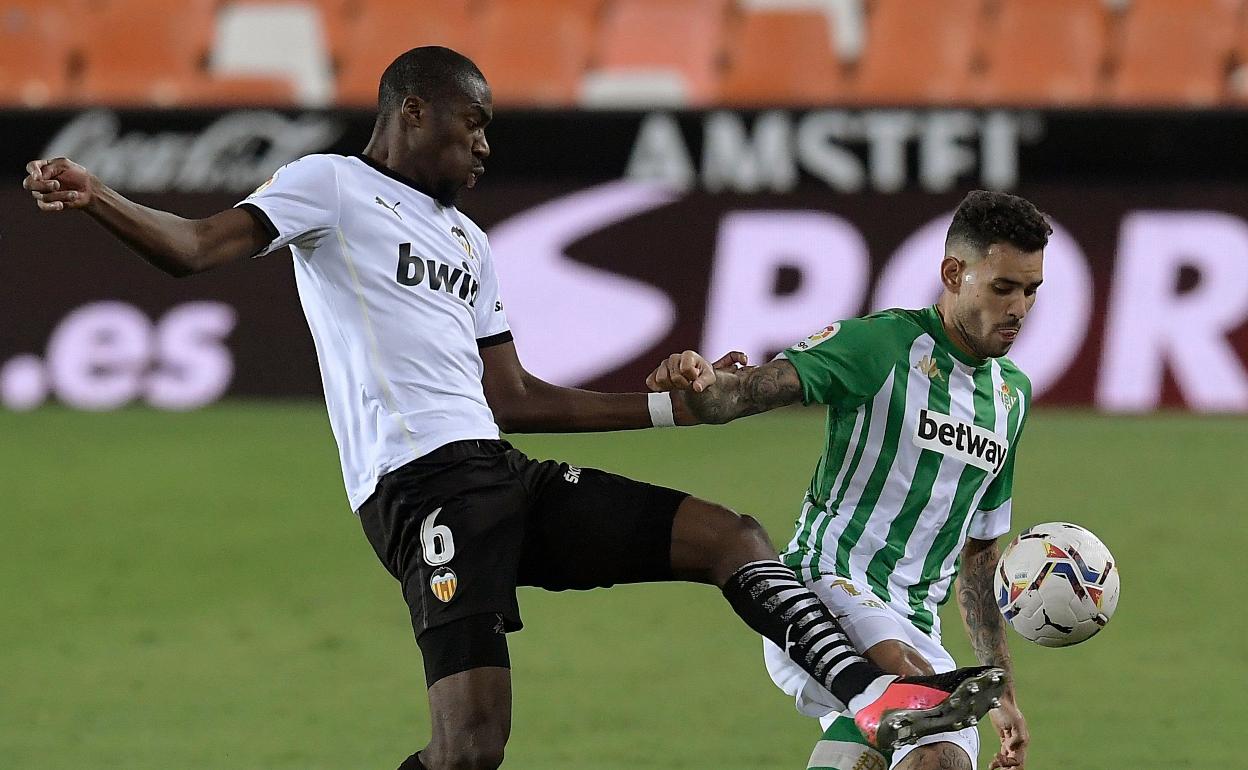 Kondogbia, en el partido contra el Betis. 