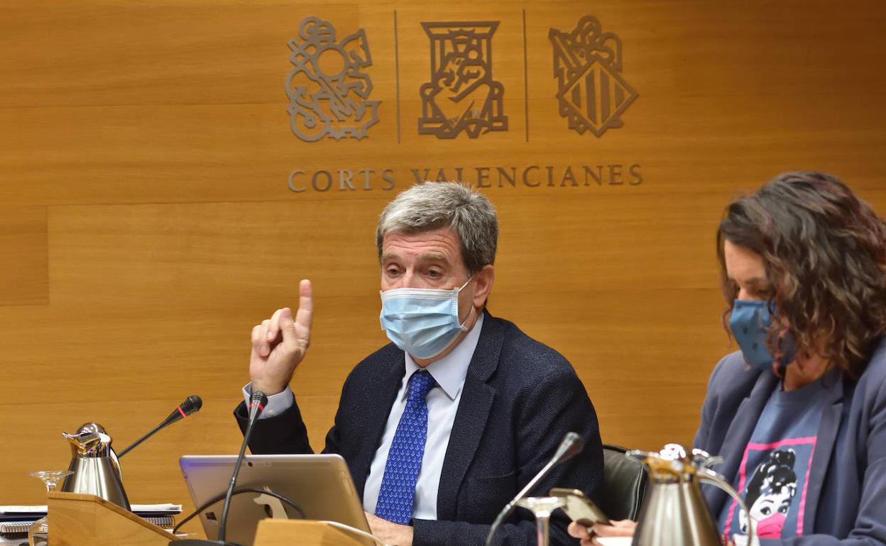 Aurelio Martínez, este viernes, en su comparecencia en Les Corts. 