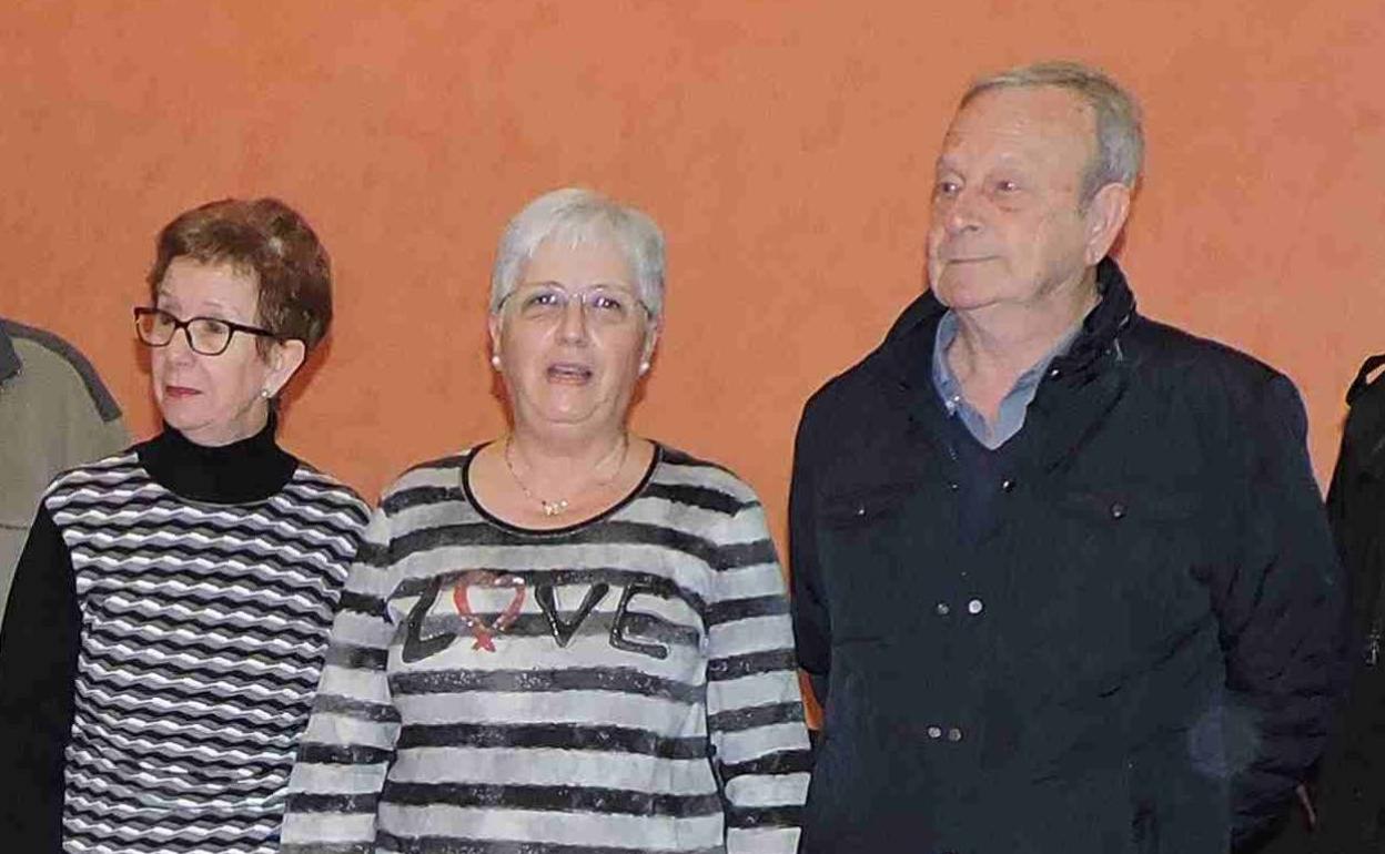 Javier Reig junto a integrantes de la Penya Canyamó durante un homenaje del Ayuntamiento de Dénia en 2016. 