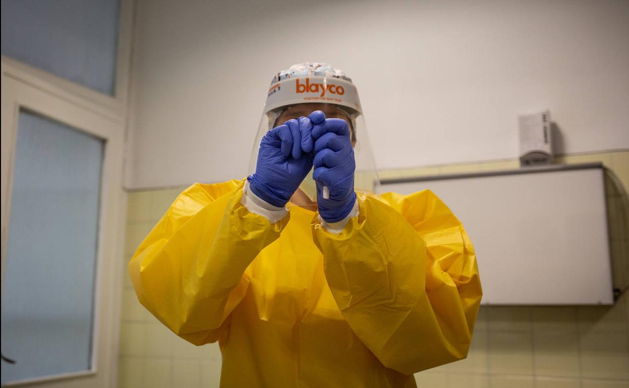 Coronavirus en Valencia | La Comunitat pasa a alerta 3 por el aumento de los ingresos por Covid-19 en UCI