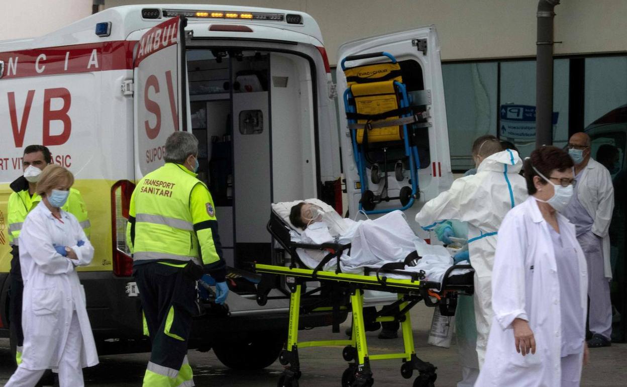 La Comunidad Valenciana ha superado por segundo día consecutivo el millar de contagios con 1.606. 