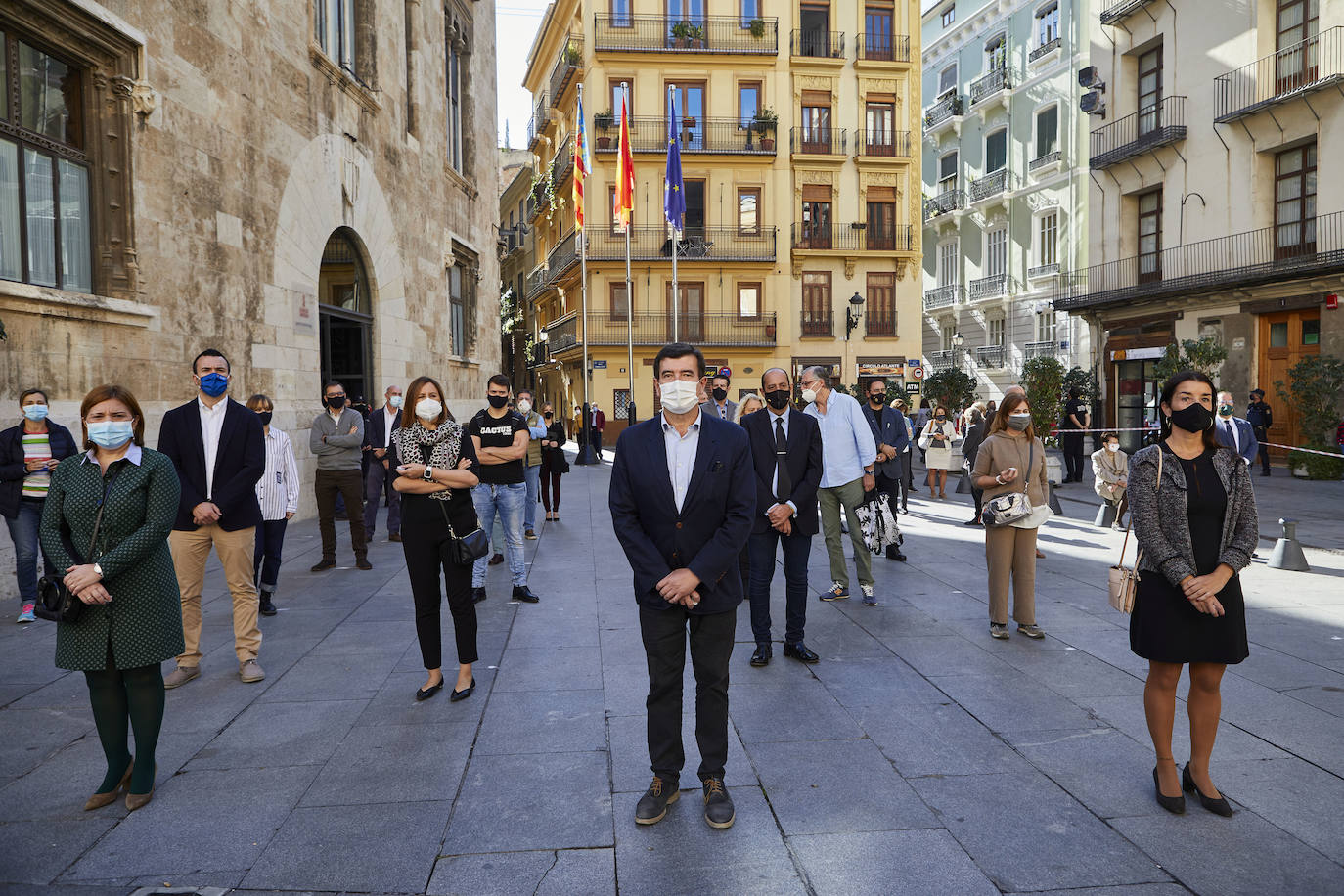 Fotos: Homenaje en Valencia a las víctimas del coronavirus