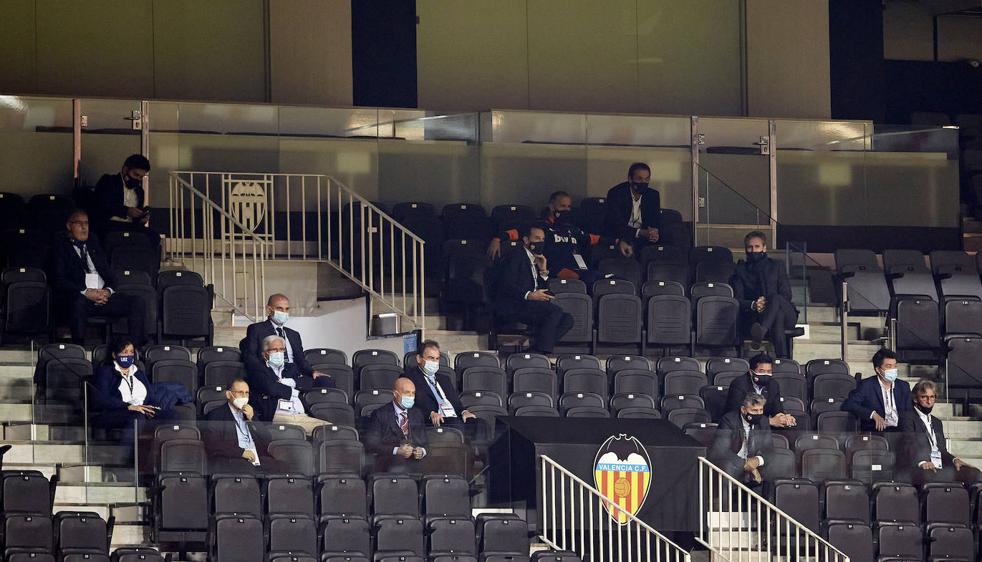 'De Torino a Mestalla' recurrirá al apoyo político para echar a Lim