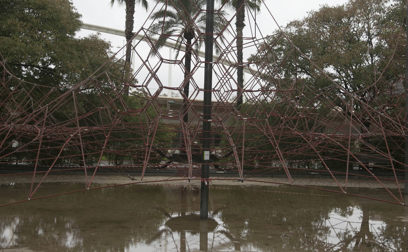 Fotos: Daños tras las lluvias en el cauce del río Turia