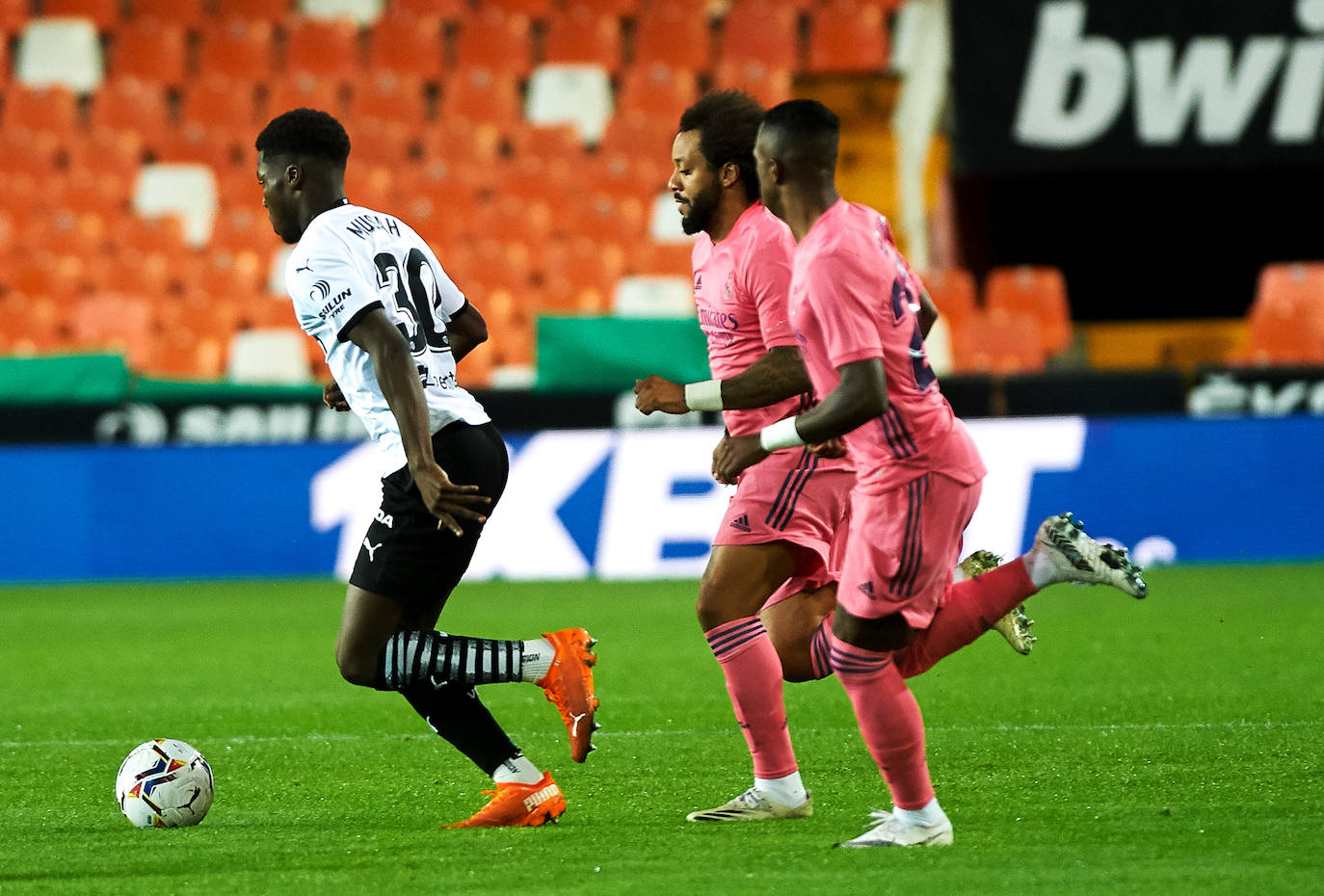 Fotos: Fotos: Valencia CF - Real Madrid