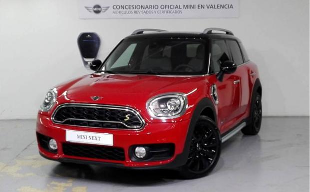 Imagen principal - Ofertas especiales: Llega el auténtico Black Friday de BMW y MINI: 48 coches, 48 horas y hasta un 48% de descuento en ENGASA