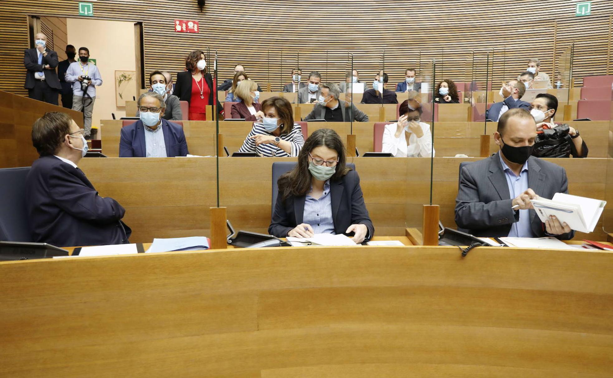 Pleno de Les Corts