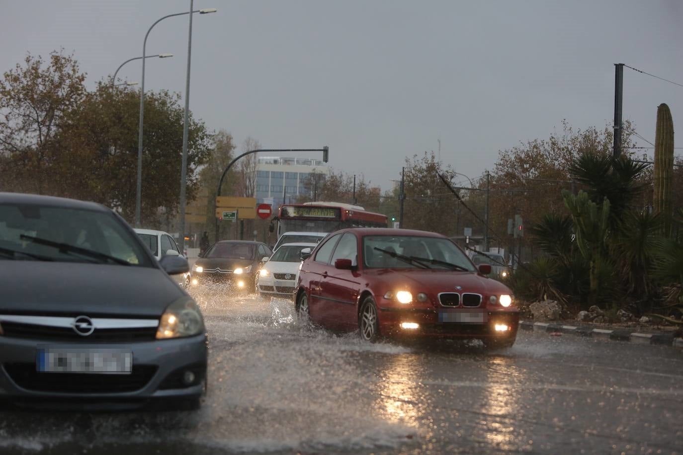 Fuerte tromba de agua en la ciudad de Valencia.