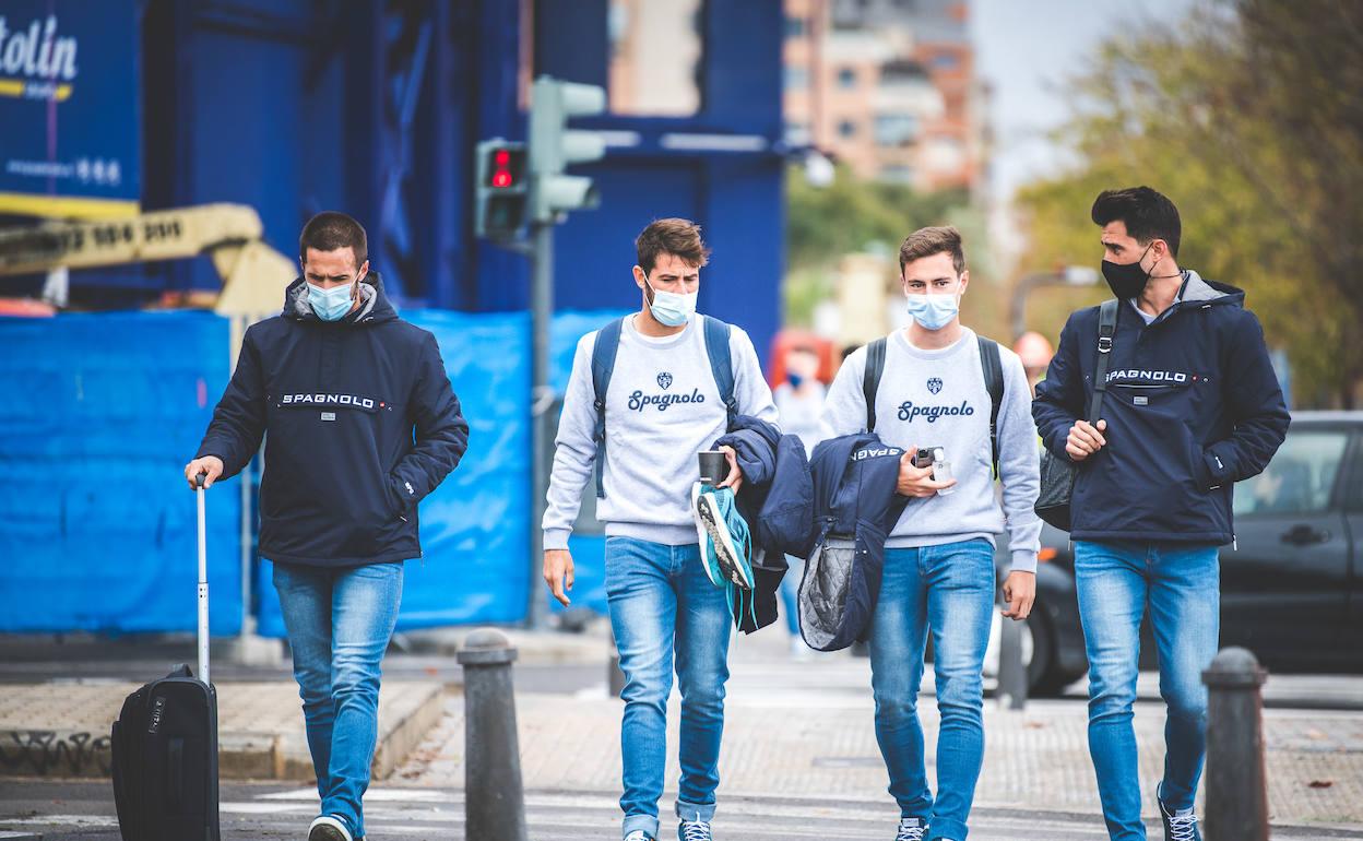 Zapatillas inclusivas para la plantilla del Levante