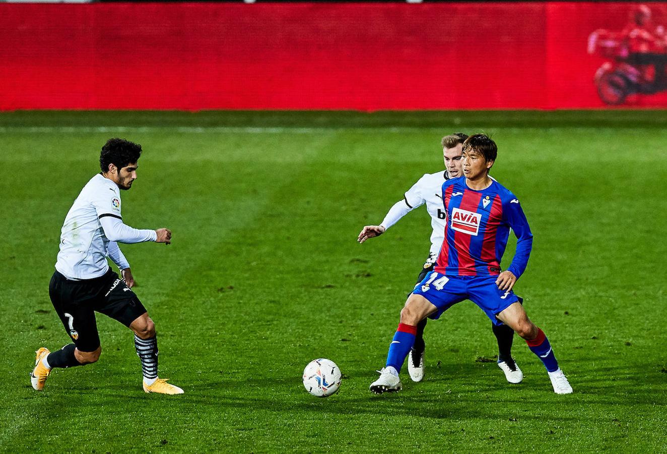 Fotos: Las mejores imáganes del Eibar-Valencia