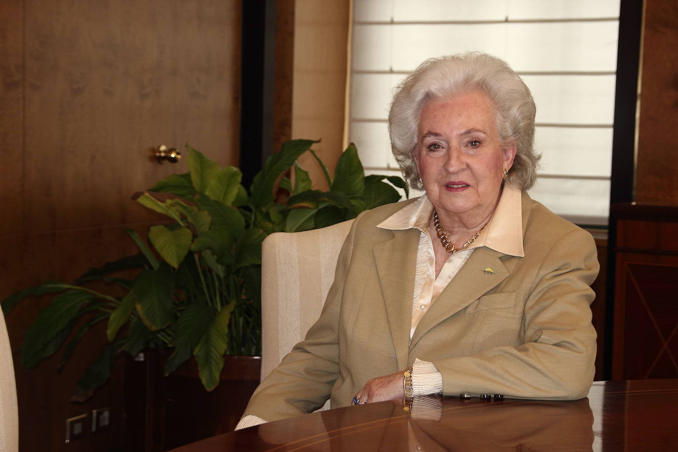 Pilar de Borbón, hermana mayor de don Juan Carlos y tía de Felipe VI, murió a los 83 años. La duquesa de Badajoz e infanta de España padecía un cáncer de colon desde hacía un año.