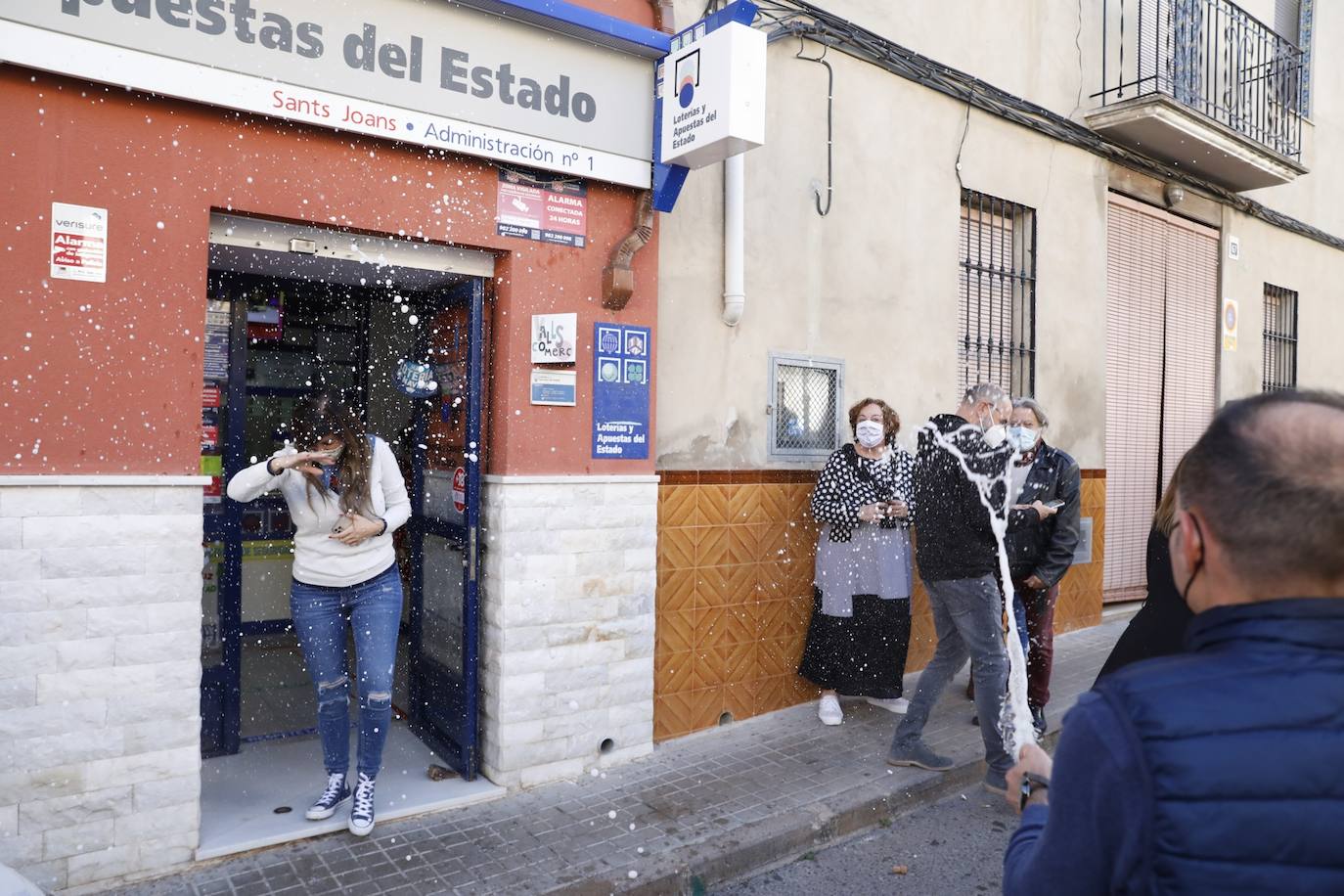 Los municipios de Faura, Meliana, Almàssera y Manises venden el número agraciado