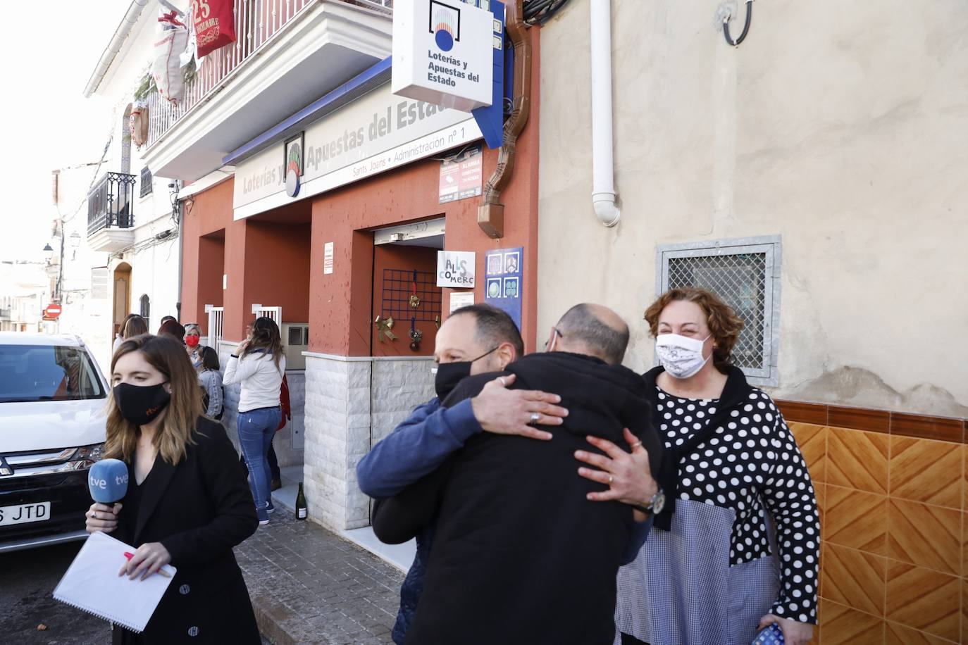 Los municipios de Faura, Meliana, Almàssera y Manises venden el número agraciado