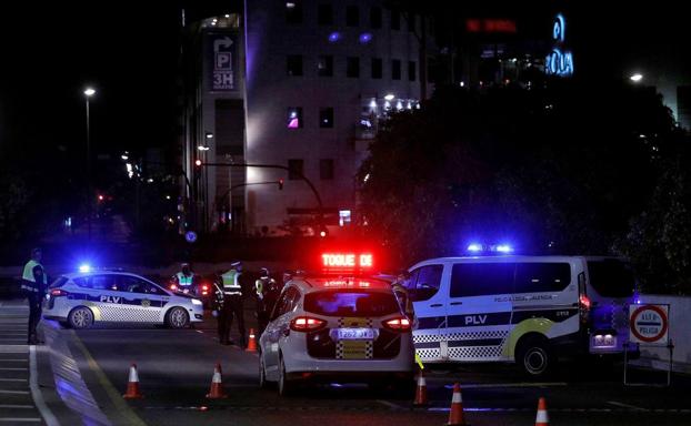 Un control de la Policía Local en Valencia. 