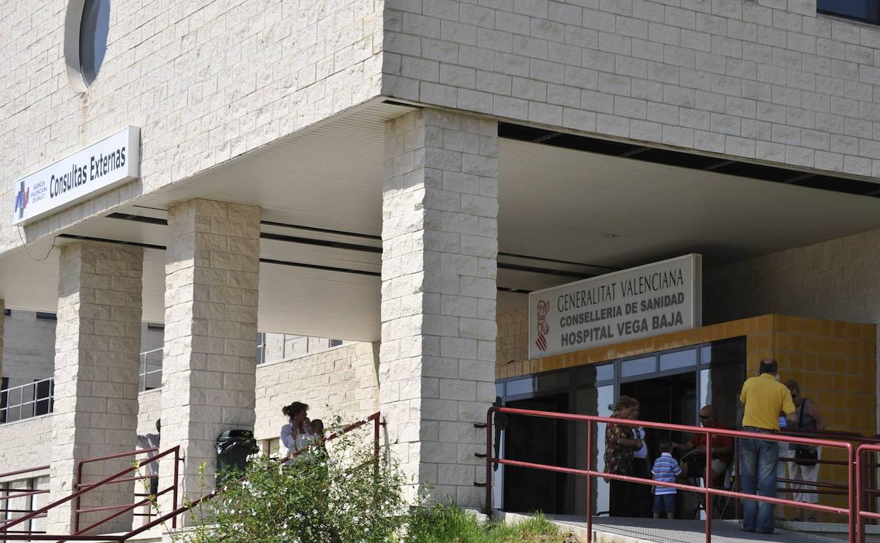 Dos de los jóvenes han sido trasladados al Hospital de la Vega Baja. 