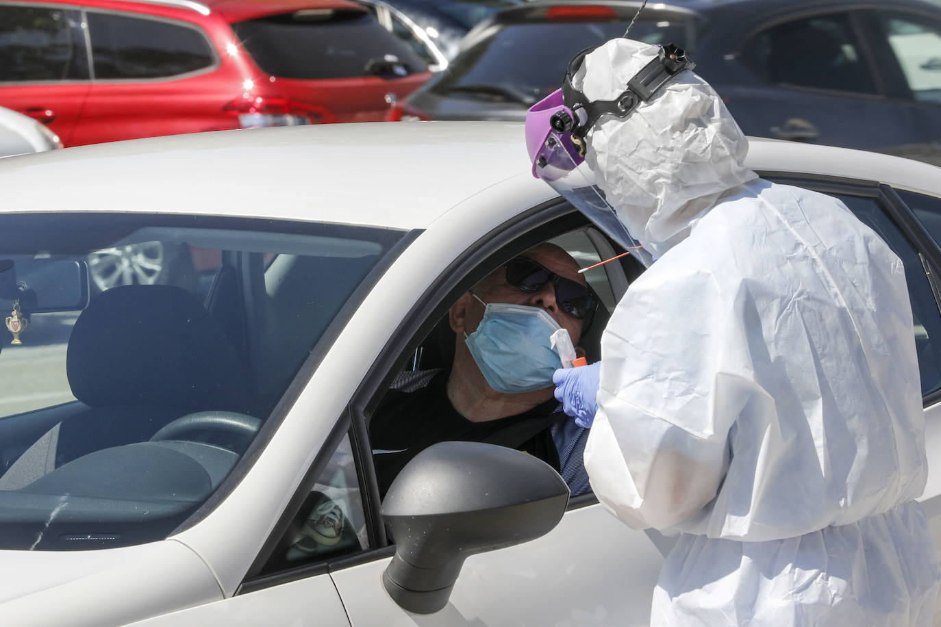 Prueba PCR en un hospital valenciano.