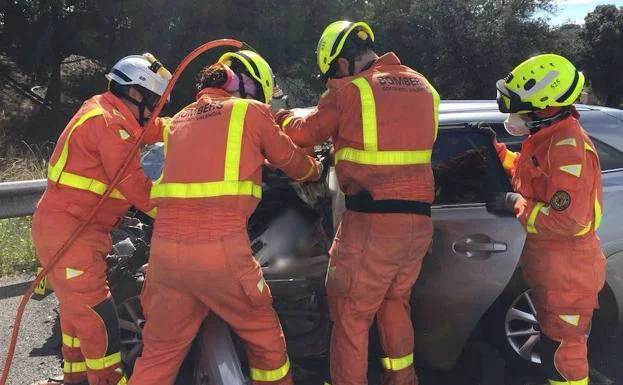 Los bomberos de Valencia denuncian falta de ropa de abrigo