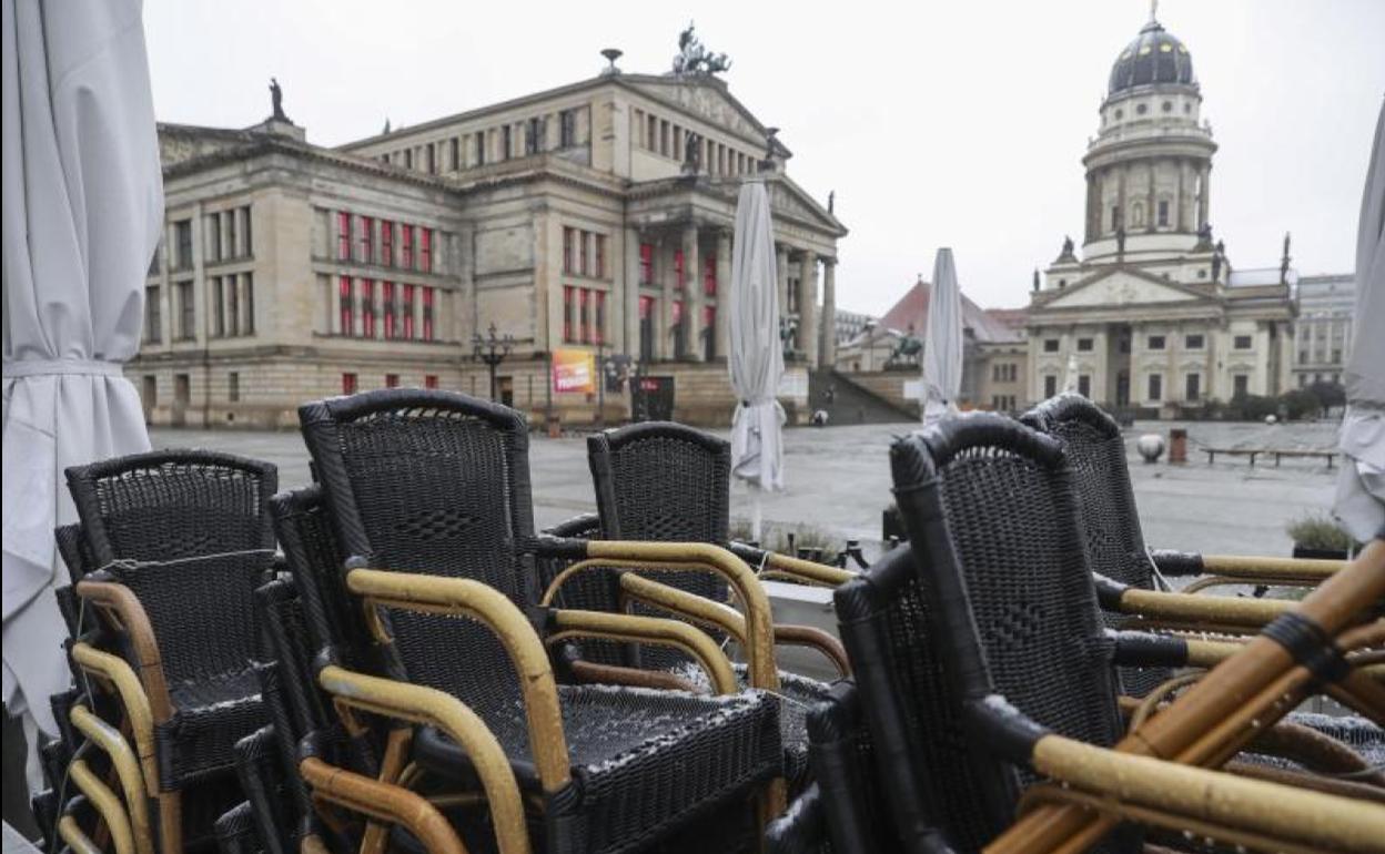 Establecimientos cerrados en una céntrica plaza de Berlín