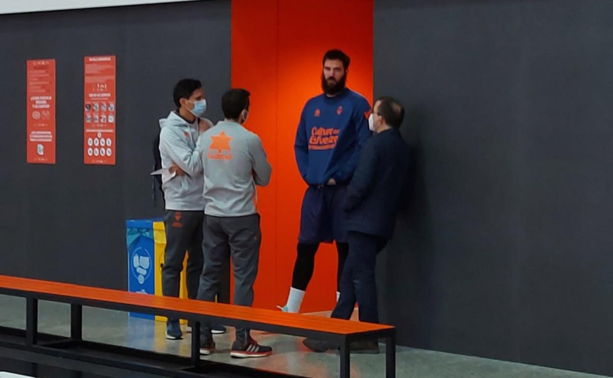 Dubljevic charla hoy en L'Alqueria con Juan Maroto, Alfonso Castilla y Chechu Mulero.