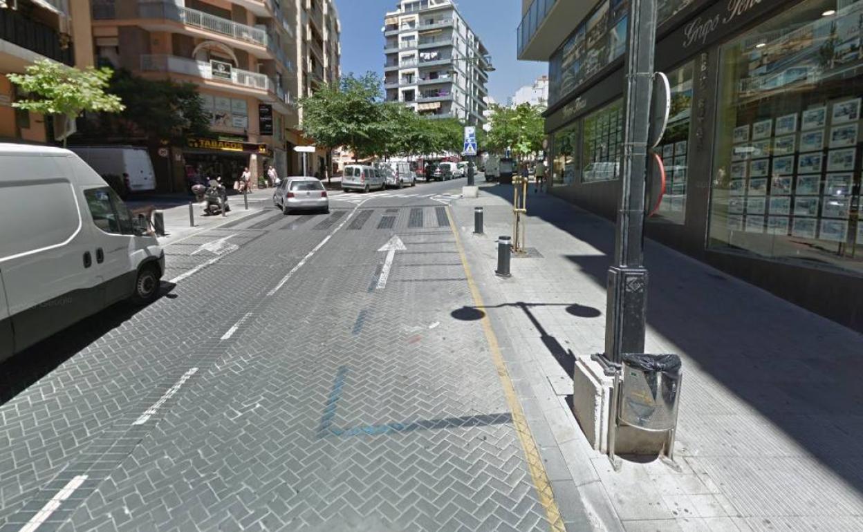 La calle Gabriel Miró, una de las vías en la que se instalará un tramo de la escalera mecánica. 