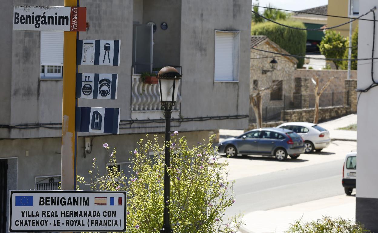 El consistorio consolida  sus Servicios Sociales. 