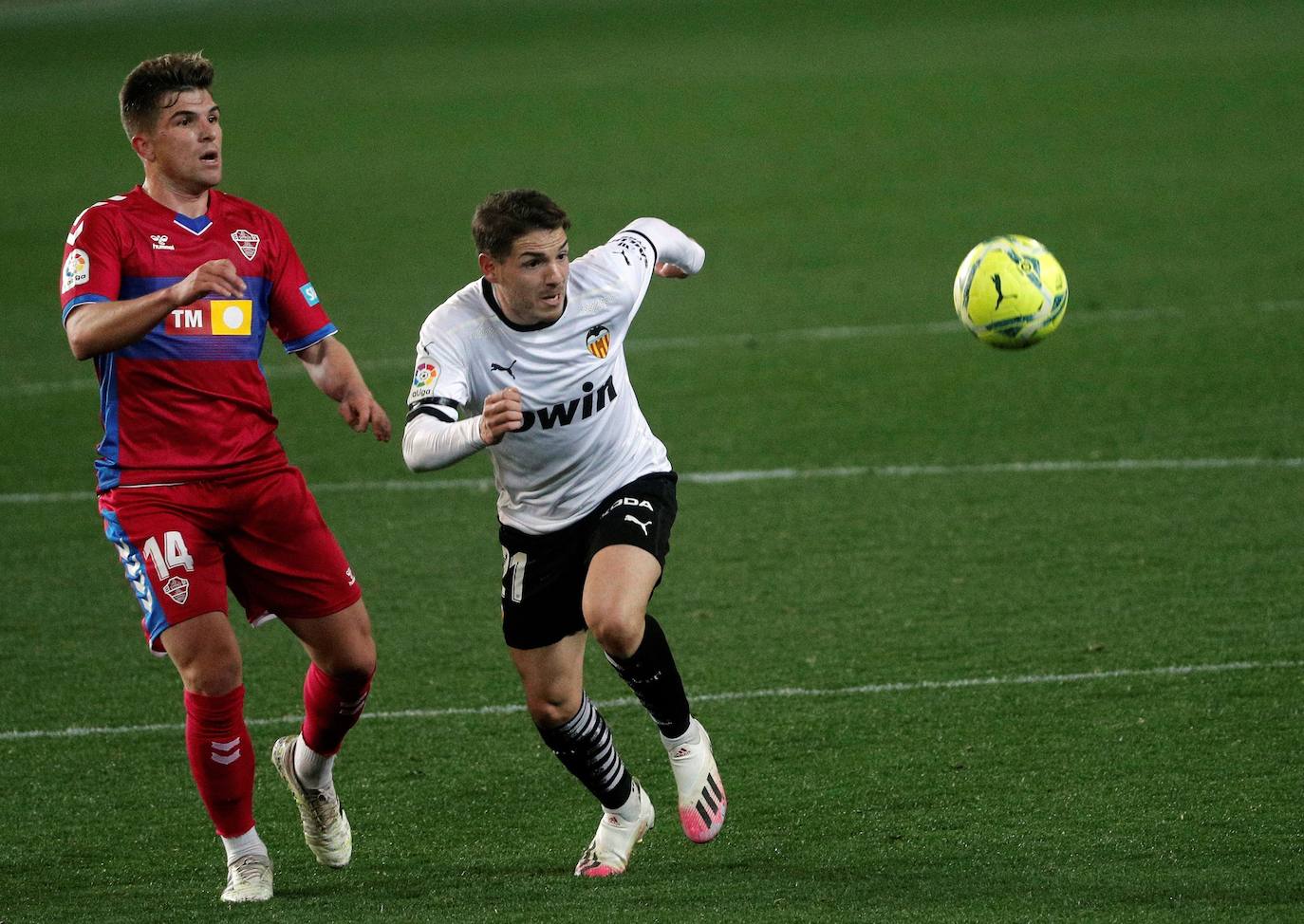 Fotos: Partido: Valencia CF - Elche