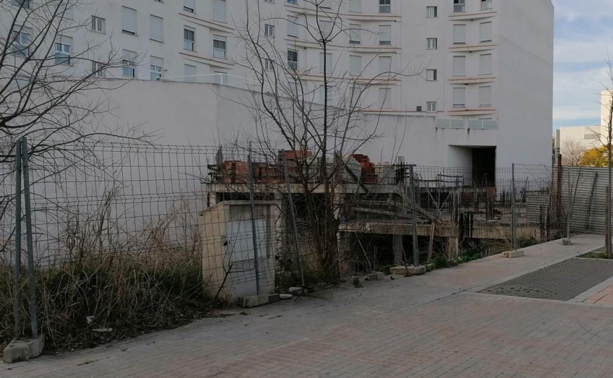 Xàtiva ordena la ejecución de obras en inmuebles del casco histórico y la limpieza de varios solares
