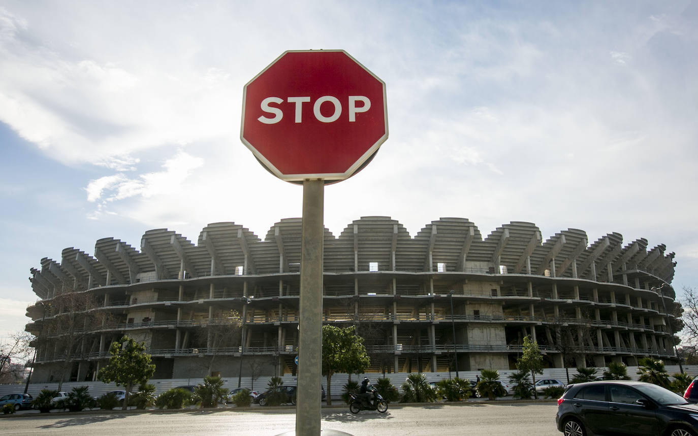 Obra paralizada del nuevo Mestalla