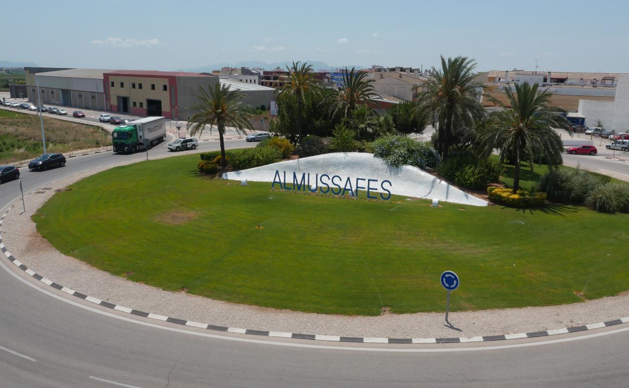 Entrada a Almussafes. 