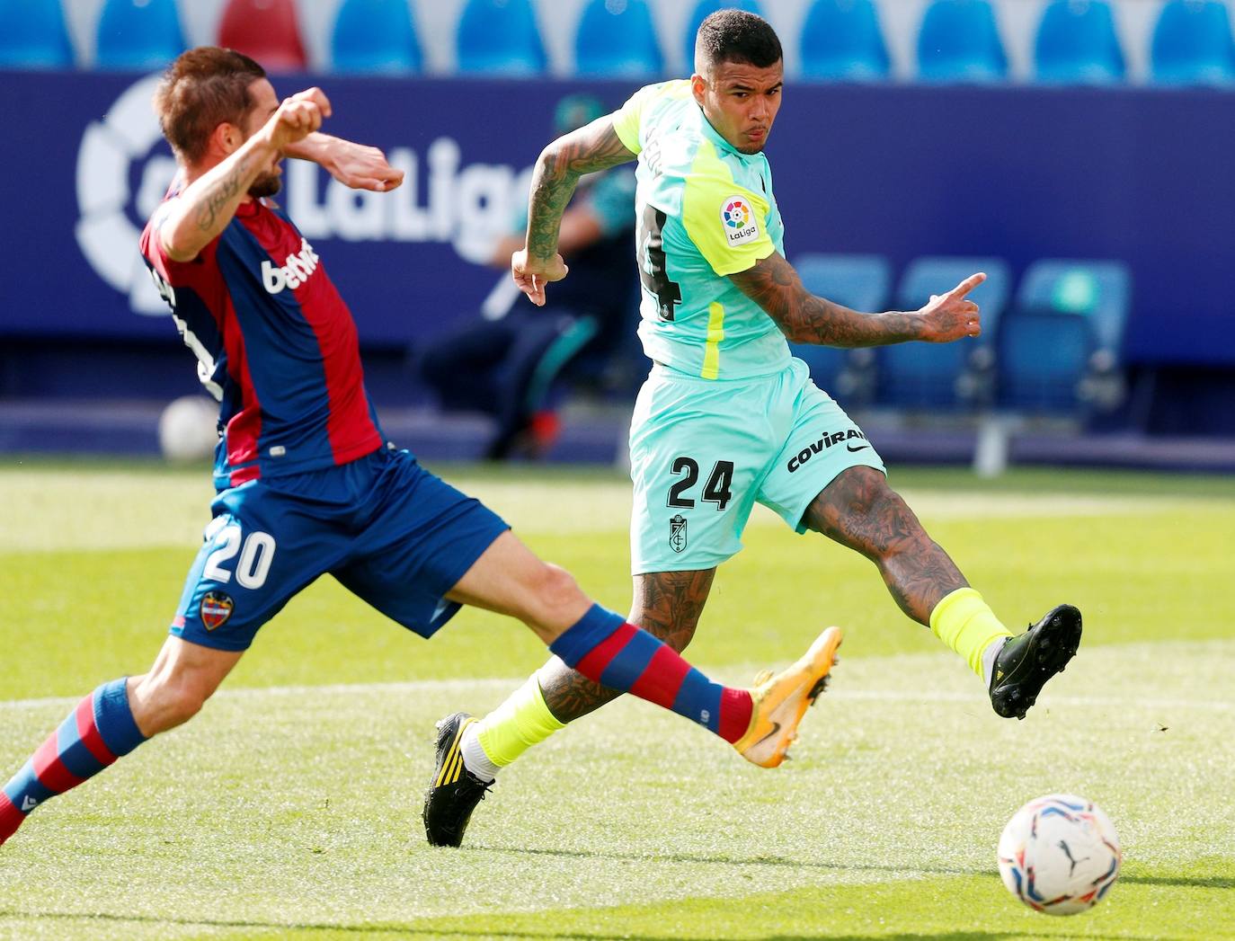 Fotos: Las mejores imágenes del Levante-Granada (5/2/21)