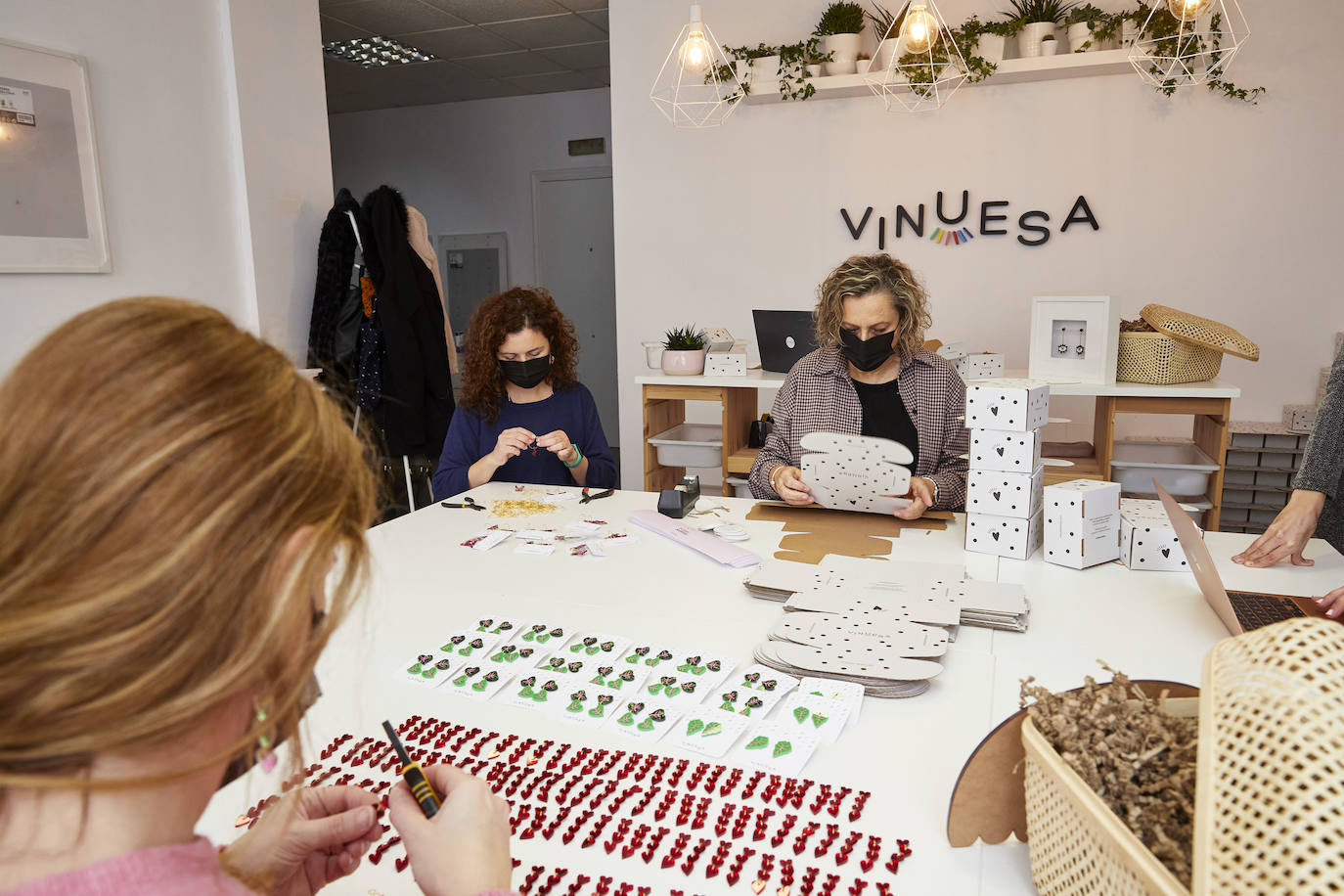 Elaboración de piezas en la joyería Vinuesa.