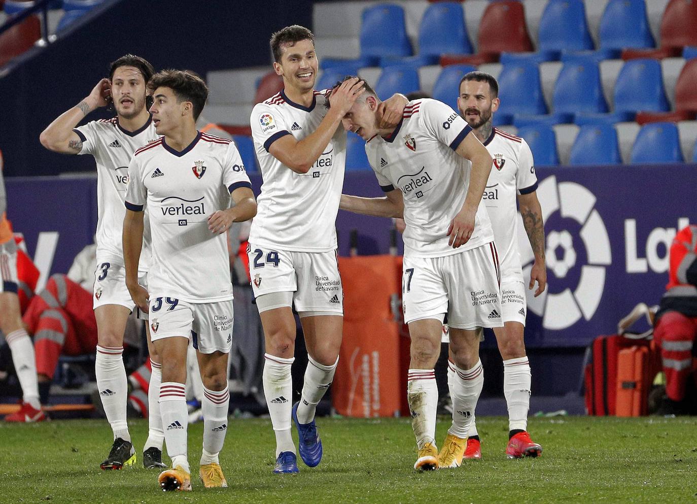 Fotos: El Levante - Osasuna, en imágenes