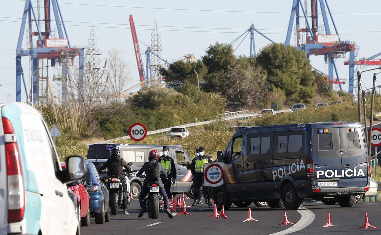 Cierre perimetral en Valencia | 17 detenidos en la Comunitat Valenciana por quebrantar el cierre perimetral