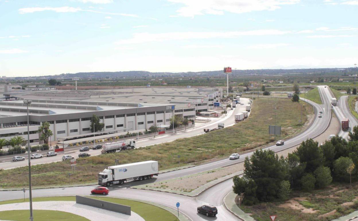 El polígono industrial de Ribarroja.