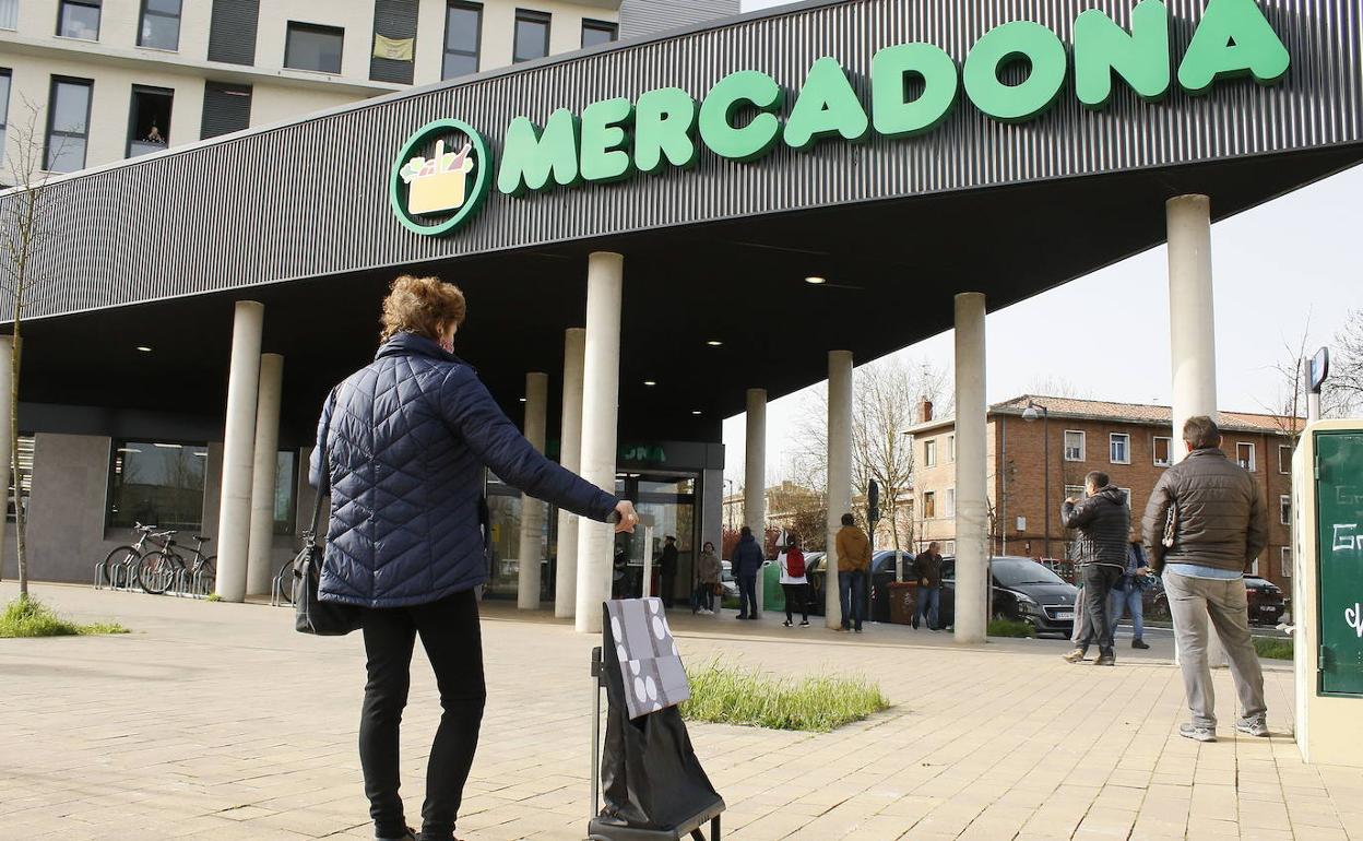 Mercadona cede cuota por el empuje de los frescos en el confinamiento