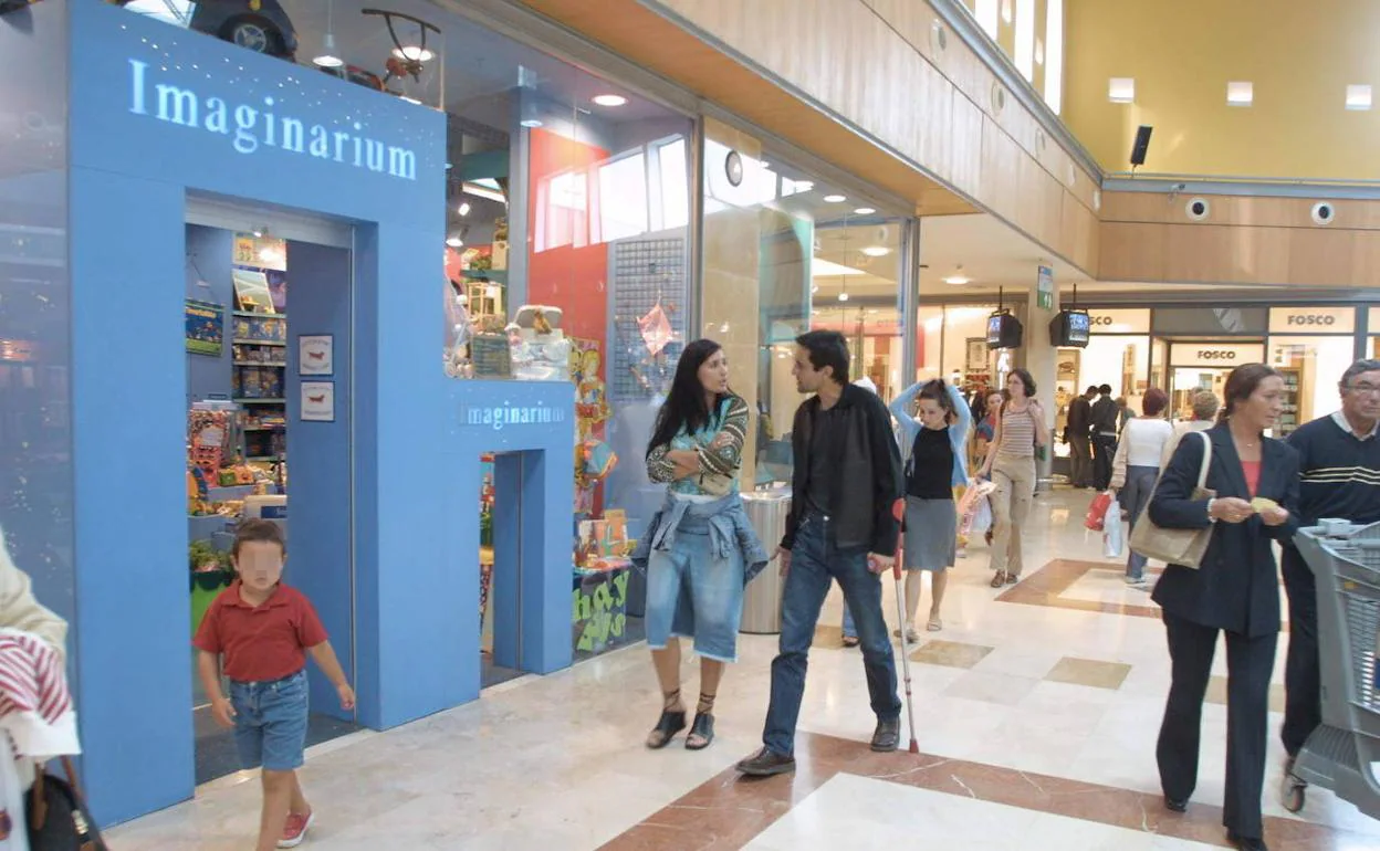 monte Vesubio legal pavo Imaginarium cierra todas sus tiendas en España menos dos | Las Provincias